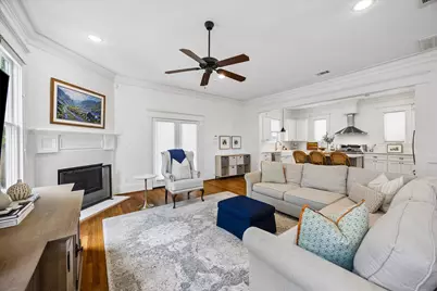 601 E 21st Street, Houston, TX 77008 - Photo 9