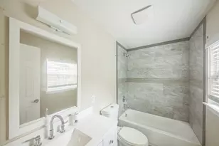 2409 Arbor St, Houston, TX 77004 - Photo 27