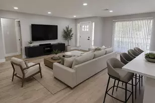 13906 Vinehill Dr, Sugar Land, TX 77498 - Photo 7