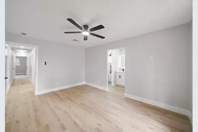 13906 Vinehill Drive, Sugar Land, TX 77498 - Photo 17