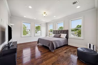 2247 Bartlett Street, Houston, TX 77098 - Photo 33