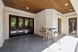 2247 Bartlett St, Houston, TX 77098 - Photo 29