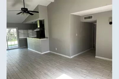 635 Jeff Davis, Richmond, TX 77469 - Photo 3