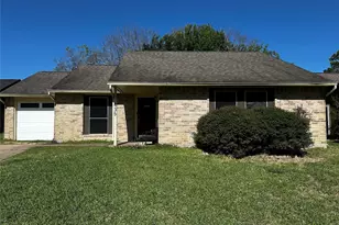 635 Jeff Davis, Richmond, TX 77469 - Photo 1