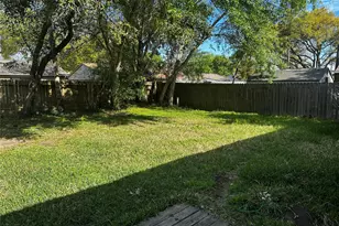 635 Jeff Davis, Richmond, TX 77469 - Photo 17