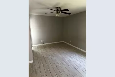 635 Jeff Davis, Richmond, TX 77469 - Photo 11