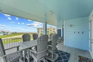 4131 Pointe W Dr, Galveston, TX 77554 - Photo 3