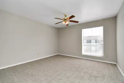 7700 W Airport Boulevard #0810, Houston, TX 77071 - Photo 13