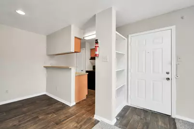 7700 W Airport Boulevard #0810, Houston, TX 77071 - Photo 11