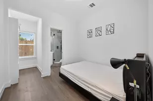 4108 Farmer St, Houston, TX 77020 - Photo 13