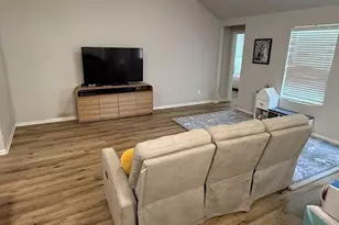 11311 Cascading Stream Way, Houston, TX 77044 - Photo 9