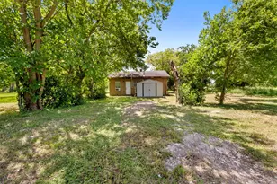 422 2nd Ave N, Texas City, TX 77590 - Photo 13