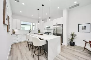 7739 Hammerly Blvd, Houston, TX 77055 - Photo 9
