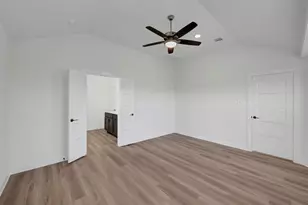 31015 Newcomb Lndg Ln, Waller, TX 77484 - Photo 35