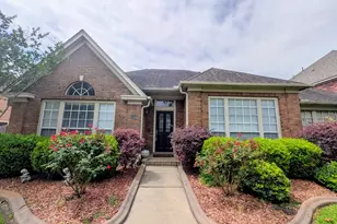 13107 Walnut Lake Rd, Houston, TX 77065 - Photo 3