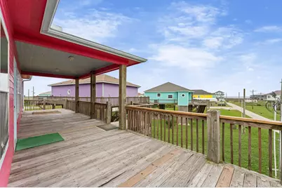 818 W Johnson Crawford Circle, Port Bolivar, TX 77650 - Photo 27