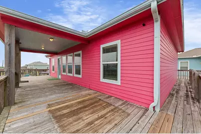 818 W Johnson Crawford Circle, Port Bolivar, TX 77650 - Photo 9