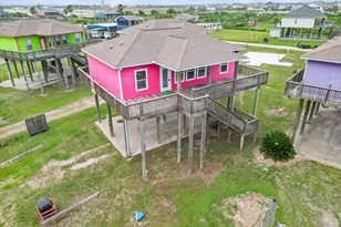 818 W Johnson Crawford Circle, Port Bolivar, TX 77650 - Photo 31