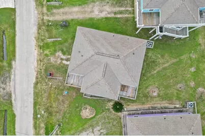 818 W Johnson Crawford Circle, Port Bolivar, TX 77650 - Photo 29