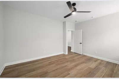 6015 Diamond Leaf Court, Conroe, TX 77304 - Photo 13