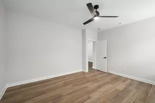 6015 Diamond Leaf Ct, Conroe, TX 77304 - Photo 13