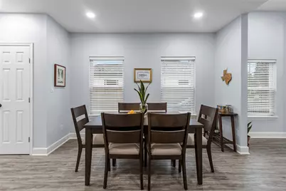 2711 Eagle Street, Houston, TX 77004 - Photo 9