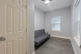 2711 Eagle St, Houston, TX 77004 - Photo 29