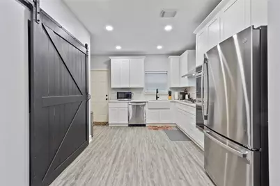 2711 Eagle Street, Houston, TX 77004 - Photo 13