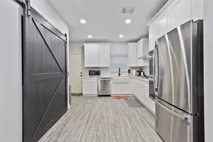 2711 Eagle St, Houston, TX 77004 - Photo 13