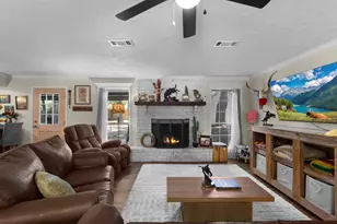 920 N Nellius St, Woodville, TX 75979 - Photo 9