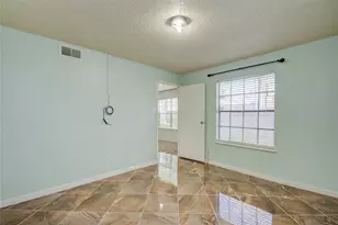 2750 Holly Hall St, Houston, TX 77054 - Photo 13