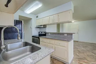 2750 Holly Hall St, Houston, TX 77054 - Photo 19