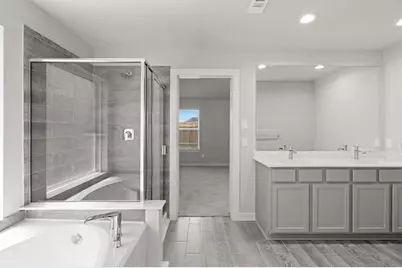 5630 Silverleaf Oak Lane, Houston, TX 77066 - Photo 9