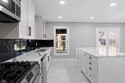 12707 Southbridge Road, Houston, TX 77047 - Photo 9