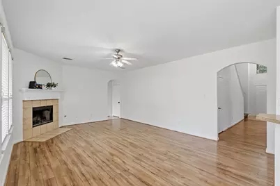 32014 Decker Oaks Drive, Pinehurst, TX 77362 - Photo 13