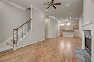 9133 Creekstone Lake Dr, Houston, TX 77054 - Photo 9