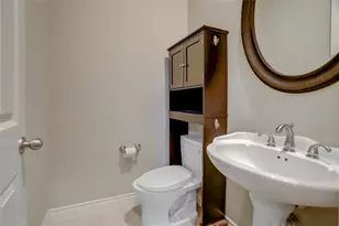 9133 Creekstone Lake Dr, Houston, TX 77054 - Photo 17