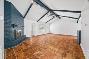 9006 Stone Brook Ln, Houston, TX 77040 - Photo 3