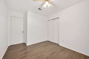 8526 Greenleaf Lake Dr, Houston, TX 77095 - Photo 27