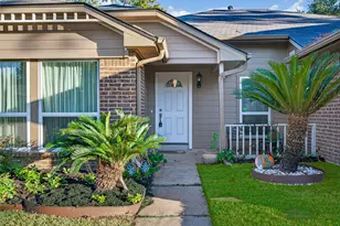 8526 Greenleaf Lake Dr, Houston, TX 77095 - Photo 1