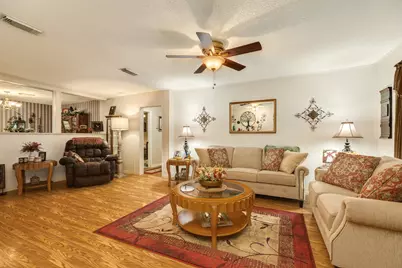 208 Lostracco Street, Angleton, TX 77515 - Photo 5