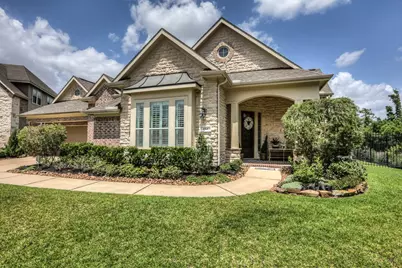 154 W Hullwood Court, The Woodlands, TX 77389 - Photo 1