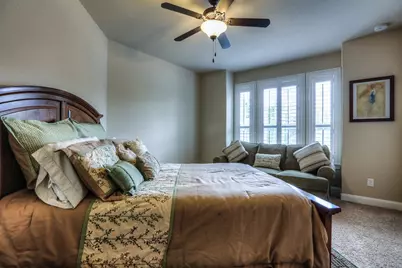 154 W Hullwood Court, The Woodlands, TX 77389 - Photo 33