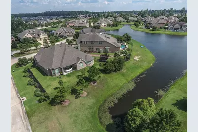 154 W Hullwood Court, The Woodlands, TX 77389 - Photo 45