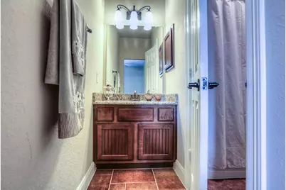 154 W Hullwood Court, The Woodlands, TX 77389 - Photo 35