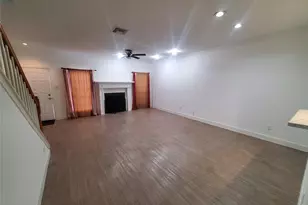 17473 Red Oak Dr, Houston, TX 77090 - Photo 5