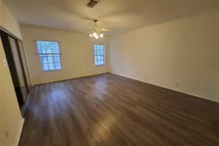 17473 Red Oak Dr, Houston, TX 77090 - Photo 19