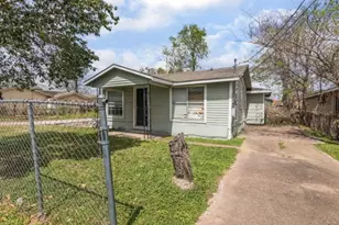 7973 Ritz St, Houston, TX 77028 - Photo 1