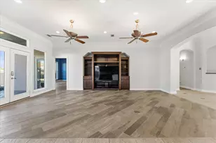 98 Victoria Dr W, Montgomery, TX 77356 - Photo 19