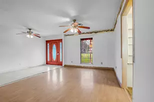112 Little Rd, New Waverly, TX 77358 - Photo 7